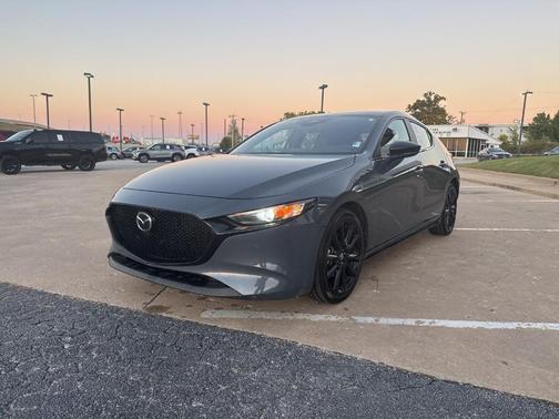 2024 Mazda Mazda3 2.5 S Carbon Edition