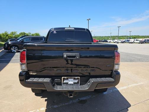 Midnight Black Metallic 2021 Toyota Tacoma TRD Off Road