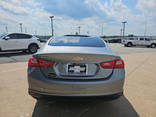 Sterling Gray Metallic 2024 Chevrolet Malibu LT