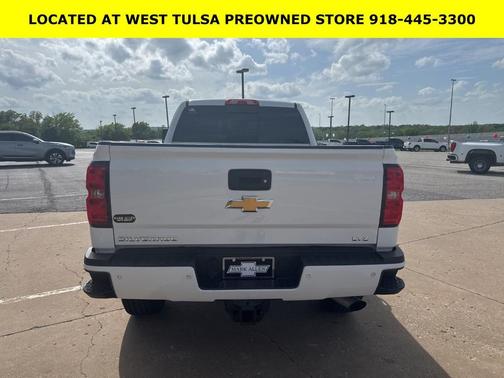 Summit White 2018 Chevrolet Silverado 2500 LTZ