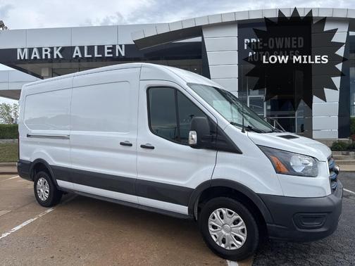 2023 Ford E-Transit Base