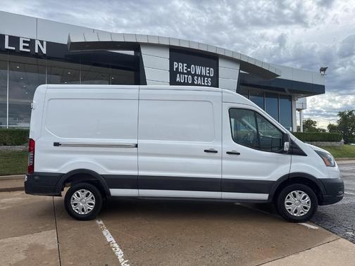 2023 Ford E-Transit Base