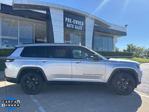 2023 Jeep Grand Cherokee L Laredo