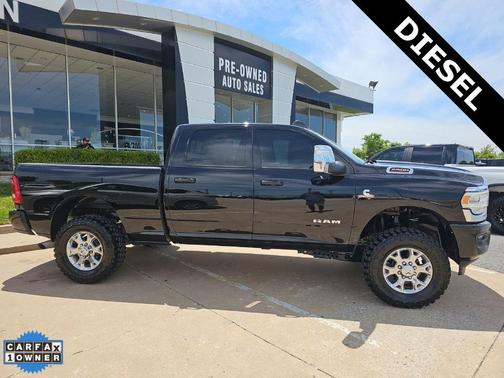 Diamond Black 2024 RAM 2500 Laramie