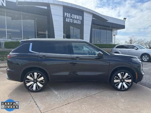 2025 Mitsubishi Outlander SEL