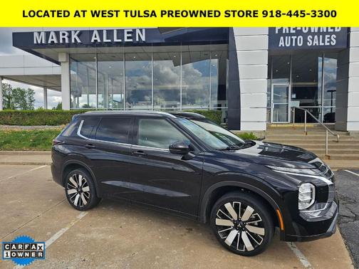 Labrador Black Pearl 2025 Mitsubishi Outlander SEL