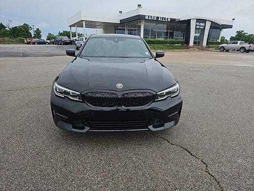 2020 BMW 330 i