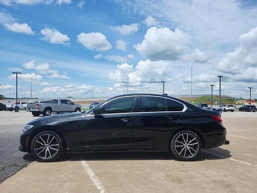 2020 BMW 330 i