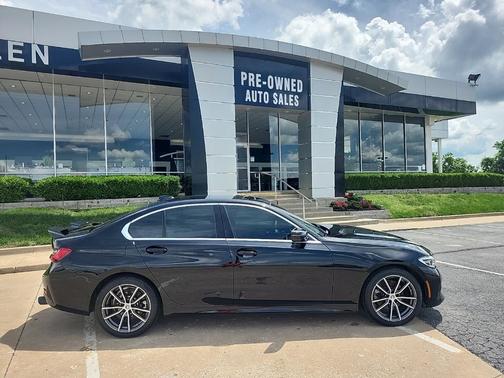 2020 BMW 330 i