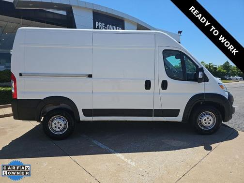 Bright White Clearcoat 2025 RAM ProMaster 2500 High Roof
