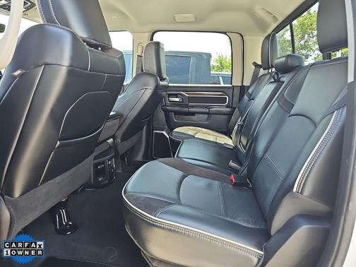 Bright White Clearcoat 2024 RAM 2500 Laramie