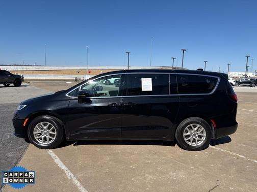 2024 Chrysler Pacifica Touring-L