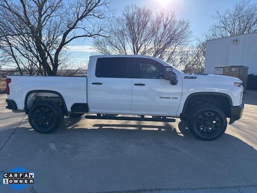 2022 Chevrolet Silverado 2500 Custom