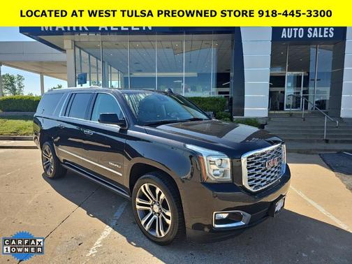 Carbon Black Metallic 2020 GMC Yukon XL Denali