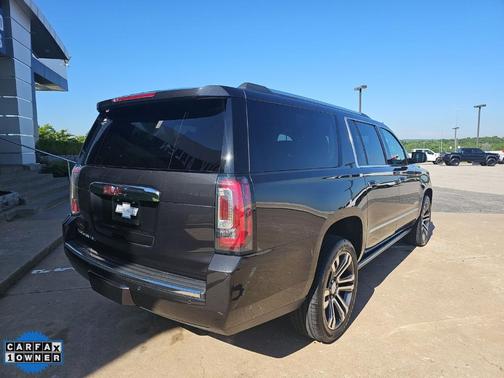 Carbon Black Metallic 2020 GMC Yukon XL Denali