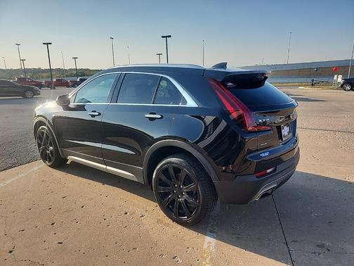 2020 Cadillac XT4 Premium Luxury