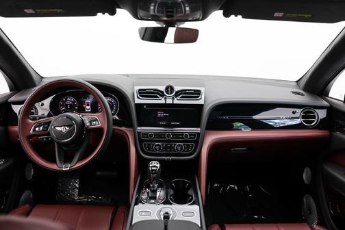 2024 Bentley Bentayga V8