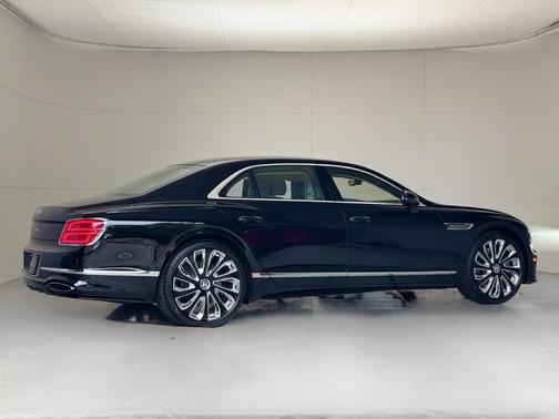 2025 Bentley Flying Spur Speed