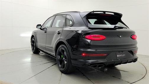 2025 Bentley Bentayga V8