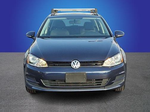 Night Blue Metallic 2017 Volkswagen Golf SportWagen TSI S