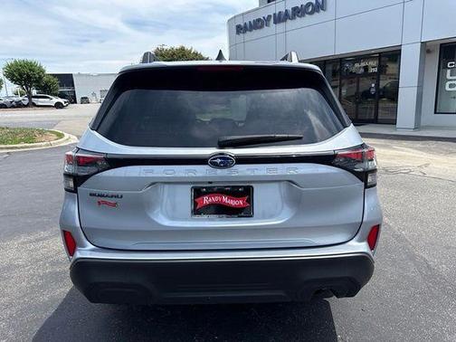 Ice Silver Metallic 2025 Subaru Forester Premium