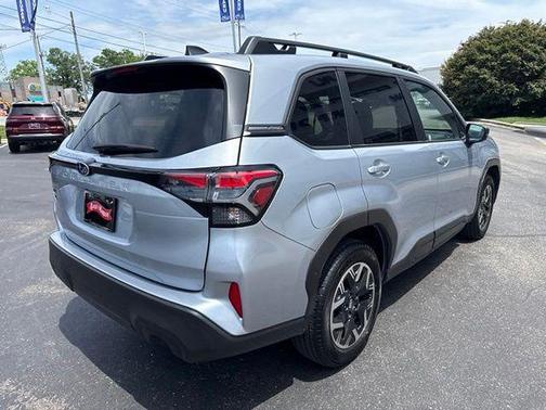 Ice Silver Metallic 2025 Subaru Forester Premium