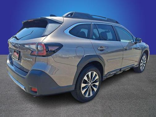 Brilliant Bronze Metallic 2023 Subaru Outback Limited