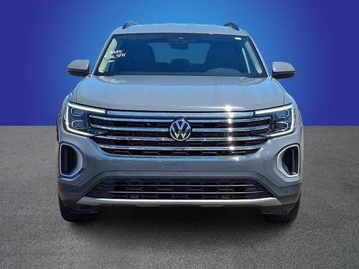 Pure Gray 2025 Volkswagen Atlas 2.0T SE
