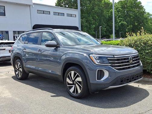 Pure Gray 2025 Volkswagen Atlas 2.0T SE