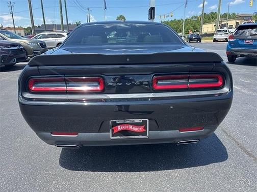 2020 Dodge Challenger SXT