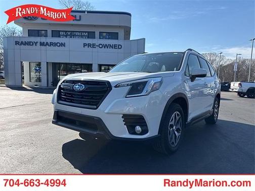 2023 Subaru Forester Premium