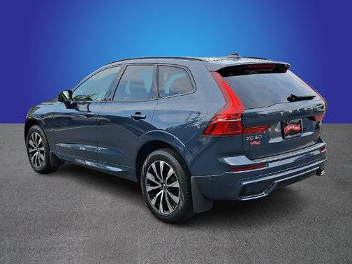 Denim Blue Metallic 2024 Volvo XC60 B5 Plus Dark Theme