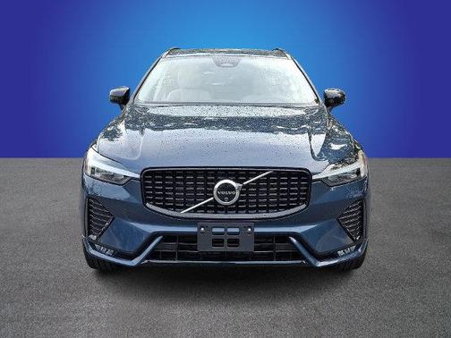 Denim Blue Metallic 2024 Volvo XC60 B5 Plus Dark Theme