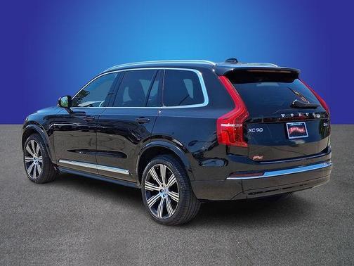 Onyx Black Metallic 2023 Volvo XC90 B6 Ultimate 7-Seater