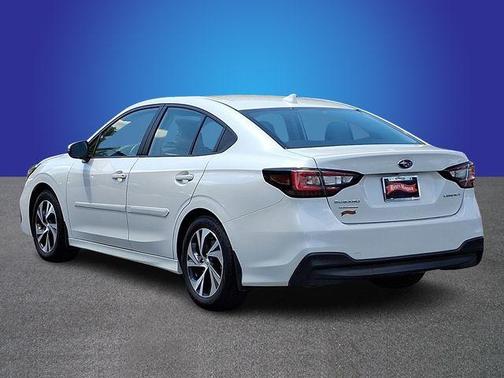 Crystal White Pearl 2025 Subaru Legacy Premium