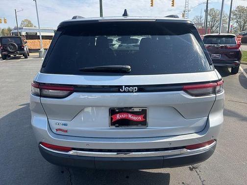 2024 Jeep Grand Cherokee 4xe Base