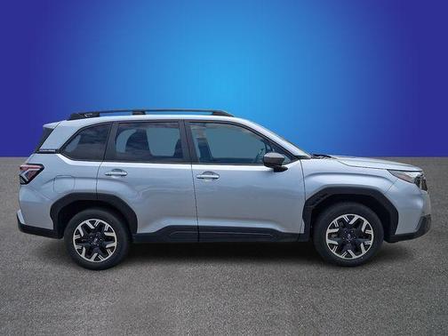 Ice Silver Metallic 2025 Subaru Forester Premium
