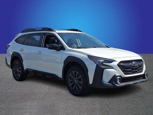 Crystal White Pearl 2025 Subaru Outback Onyx Edition