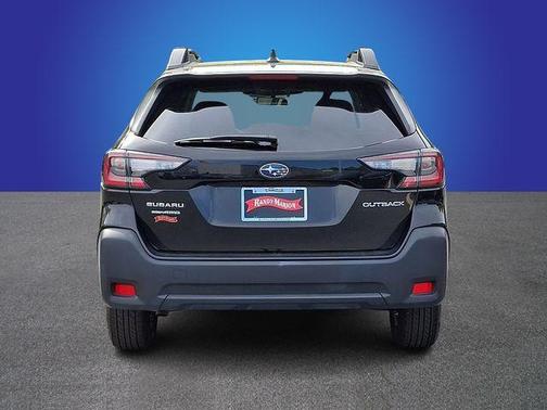 Crystal Black Silica 2025 Subaru Outback Premium