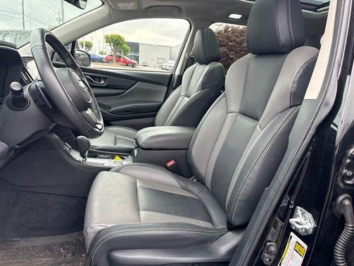 Crystal Black Silica 2023 Subaru Ascent Onyx Edition