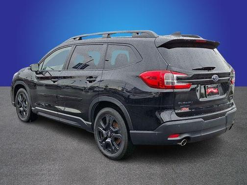 Crystal Black Silica 2023 Subaru Ascent Onyx Edition