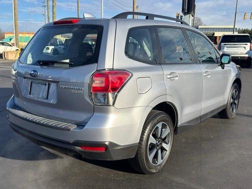 2017 Subaru Forester 2.5i