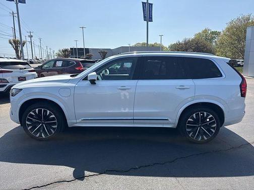 2025 Volvo XC90 Plug-In Hybrid T8 Ultra 7-Seater