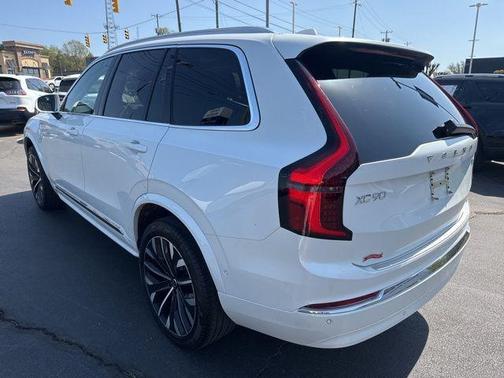Crystal White 2025 Volvo XC90 Plug-In Hybrid T8 Ultra 7-Seater