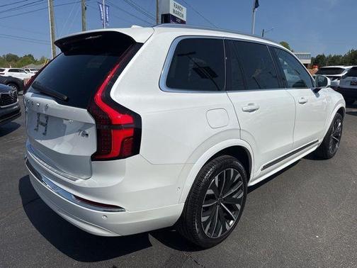 Crystal White 2025 Volvo XC90 Plug-In Hybrid T8 Ultra 7-Seater