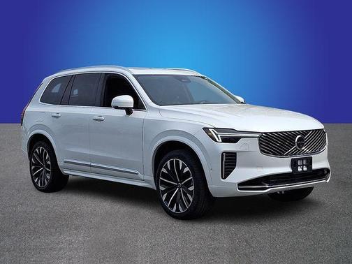 Crystal White Pearl 2025 Volvo XC90 Plug-In Hybrid T8 Ultra 7-Seater