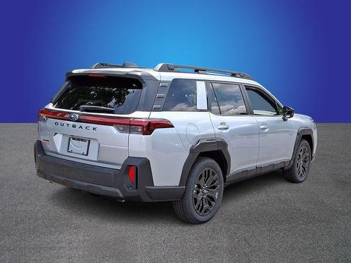 Ice Silver Metallic 2026 Subaru Outback Limited XT