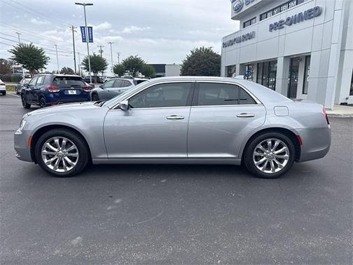 2018 Chrysler 300 Limited