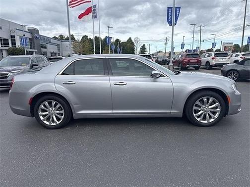 2018 Chrysler 300 Limited