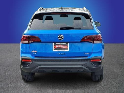 2024 Volkswagen Taos 1.5T SE Black